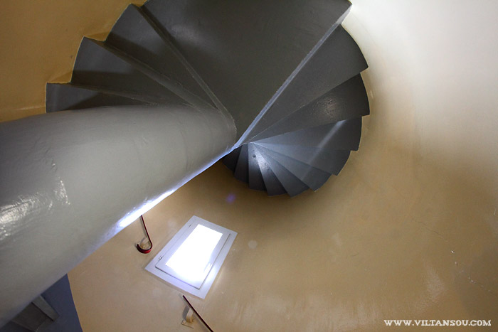 Sémaphore de Brignogan-Plage. Les escaliers du sémaphore